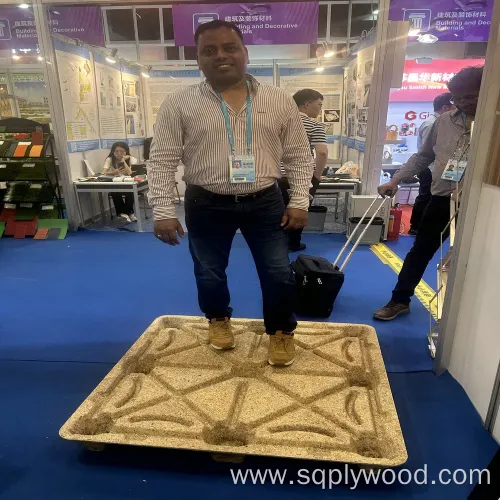 Compressed Wood Chip Pallets 1200x1000mm with Wood Chip Bottom Deck